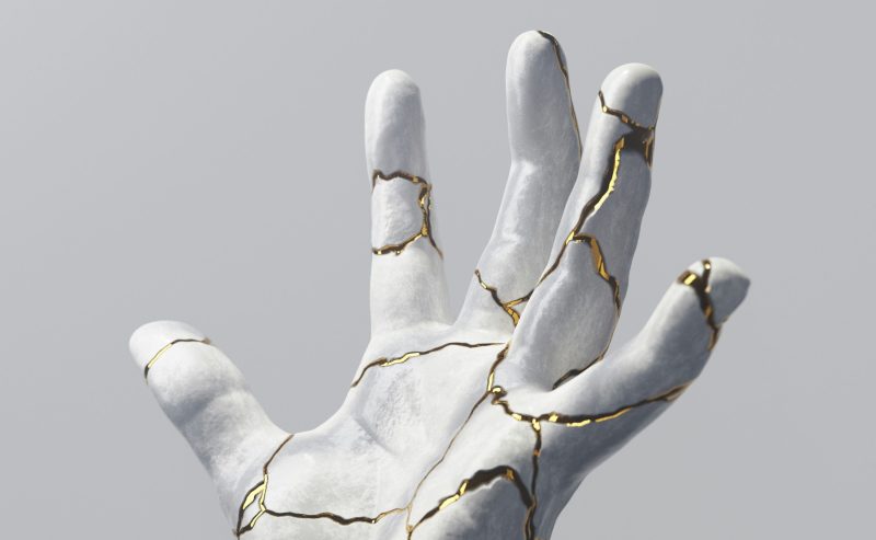 3D rendering of a kintsugi-repaired hand sculpture.